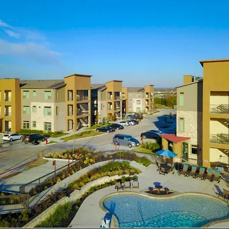 Modern Austin 2Br 2B Apt With Pool Parking & Wifi Exterior photo