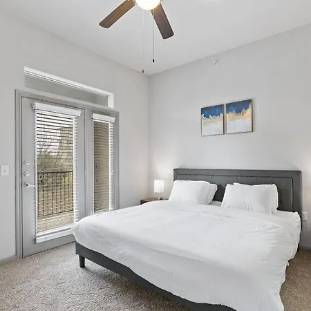 Modern Austin 2Br 2B Apt With Pool Parking & Wifi Exterior photo